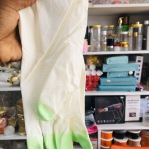 Short protective gloves